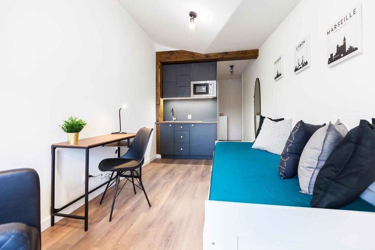 Book Fabryczna Apartment *